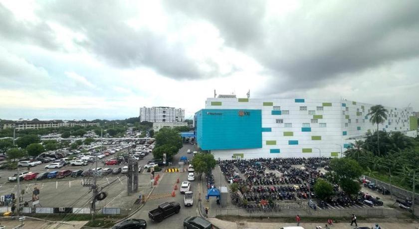 Home Crest Hotel Davao Luaran gambar
